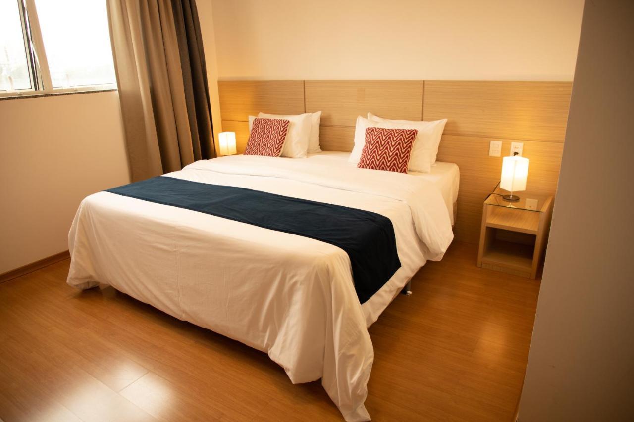 Hotel Franco Dionísio Cerqueira Esterno foto
